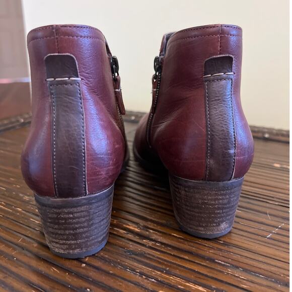 Clarks Artisan Brown Maypearl Ramie Ankle Boot Women's Size 8.5 - Picture 4 of 7